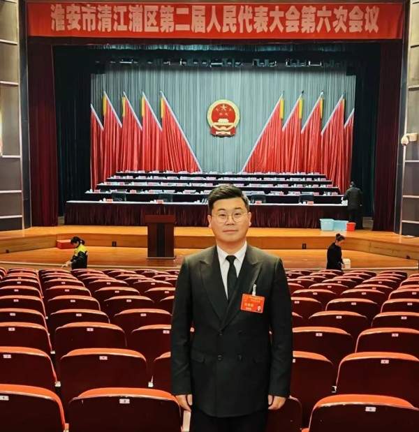 从宠物医生到人大代表：他让三四线城市也有了高品质宠物医疗服务